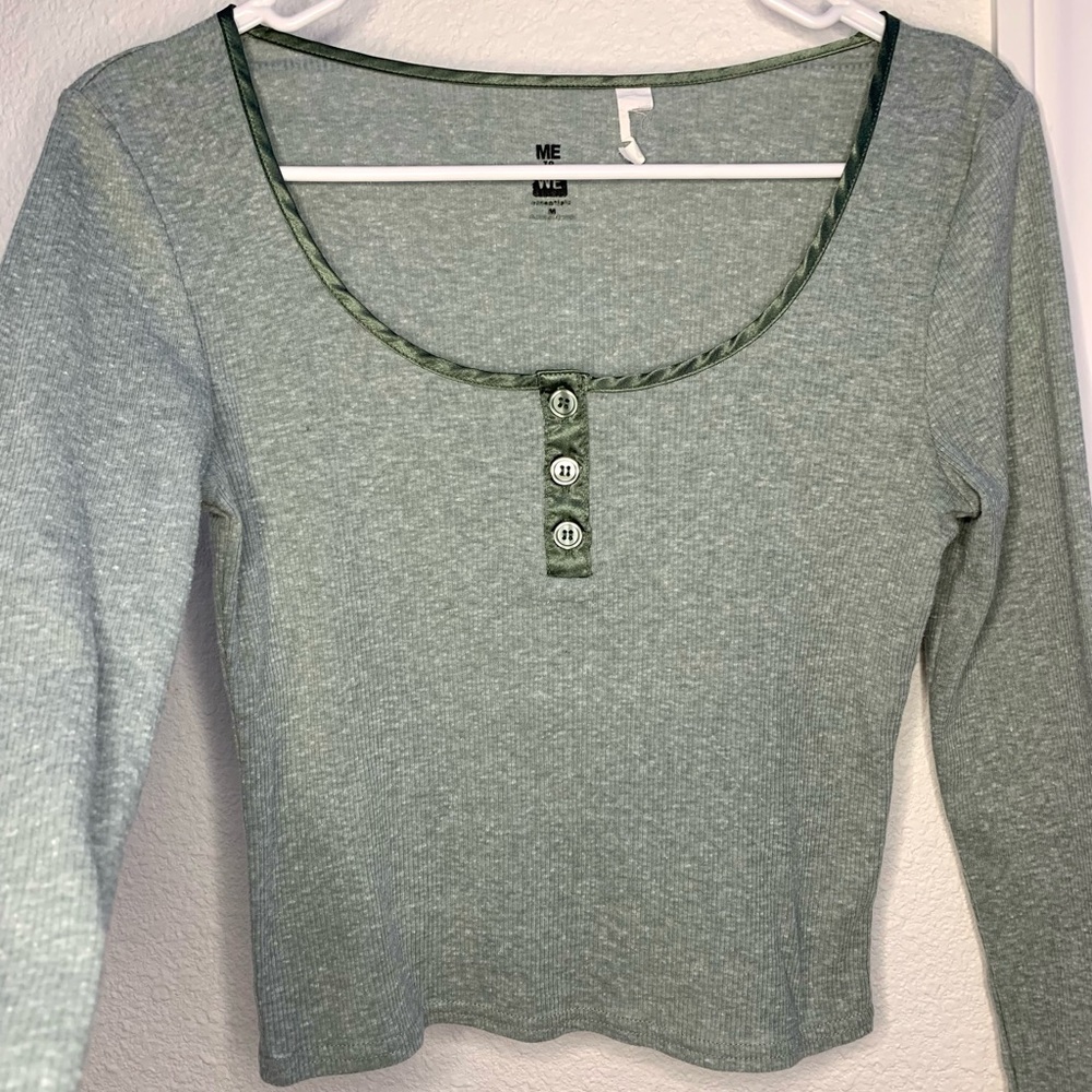 Pacsun | Me to We | green long sleeve top: size M